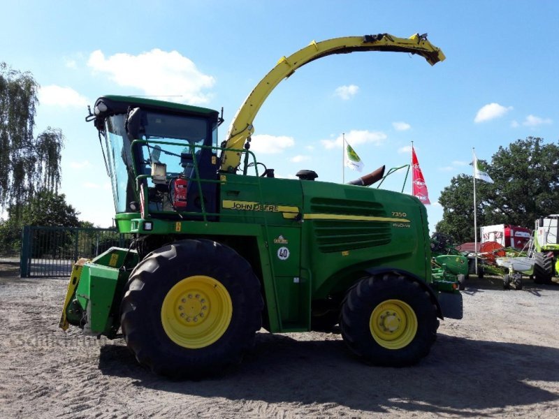 Feldhäcksler van het type John Deere 7350 ohne Vorsatz, Gebrauchtmaschine in Soltau (Foto 4)