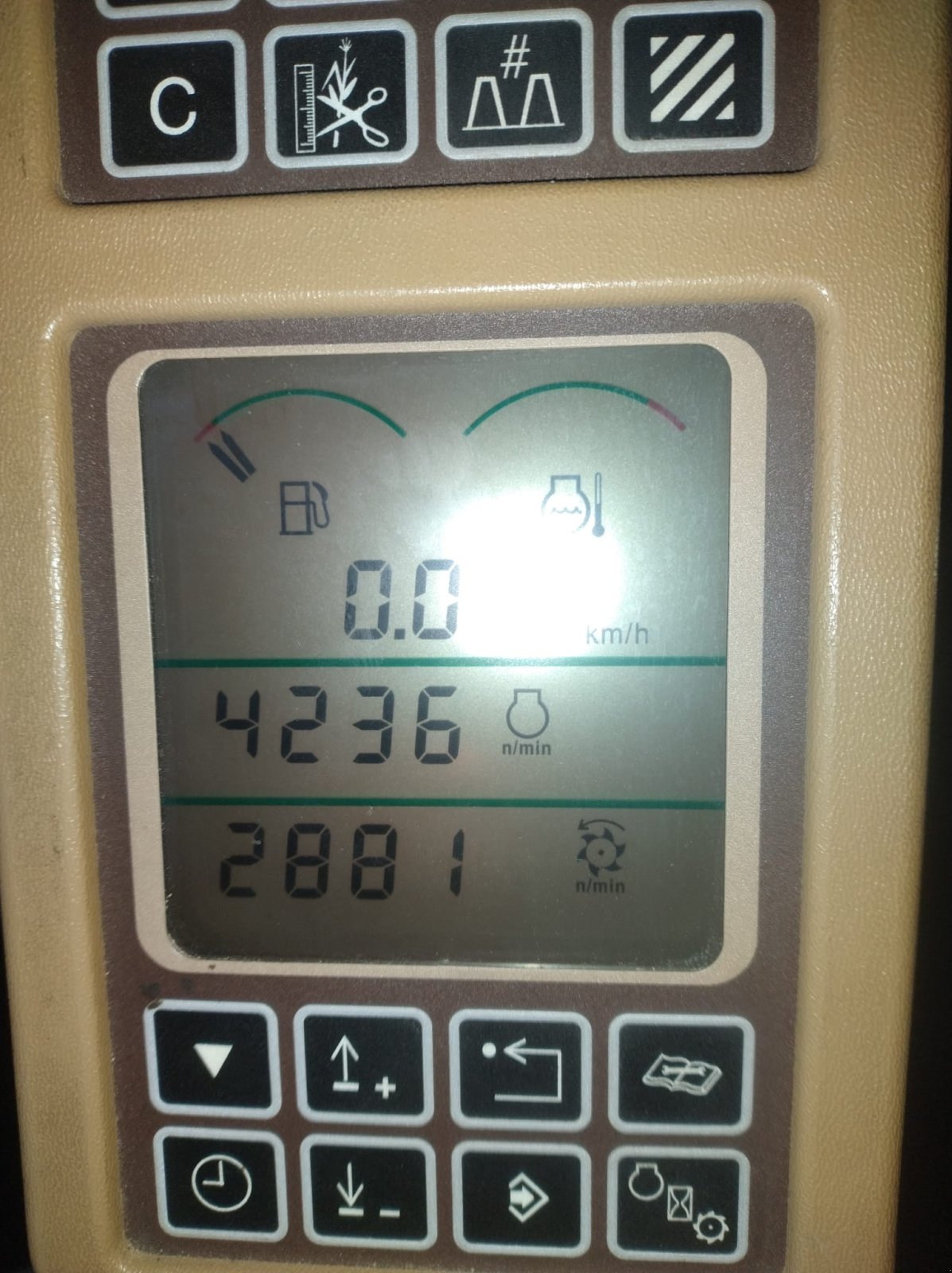 Feldhäcksler tip John Deere 7350i, Gebrauchtmaschine in Thalmässing (Poză 24)