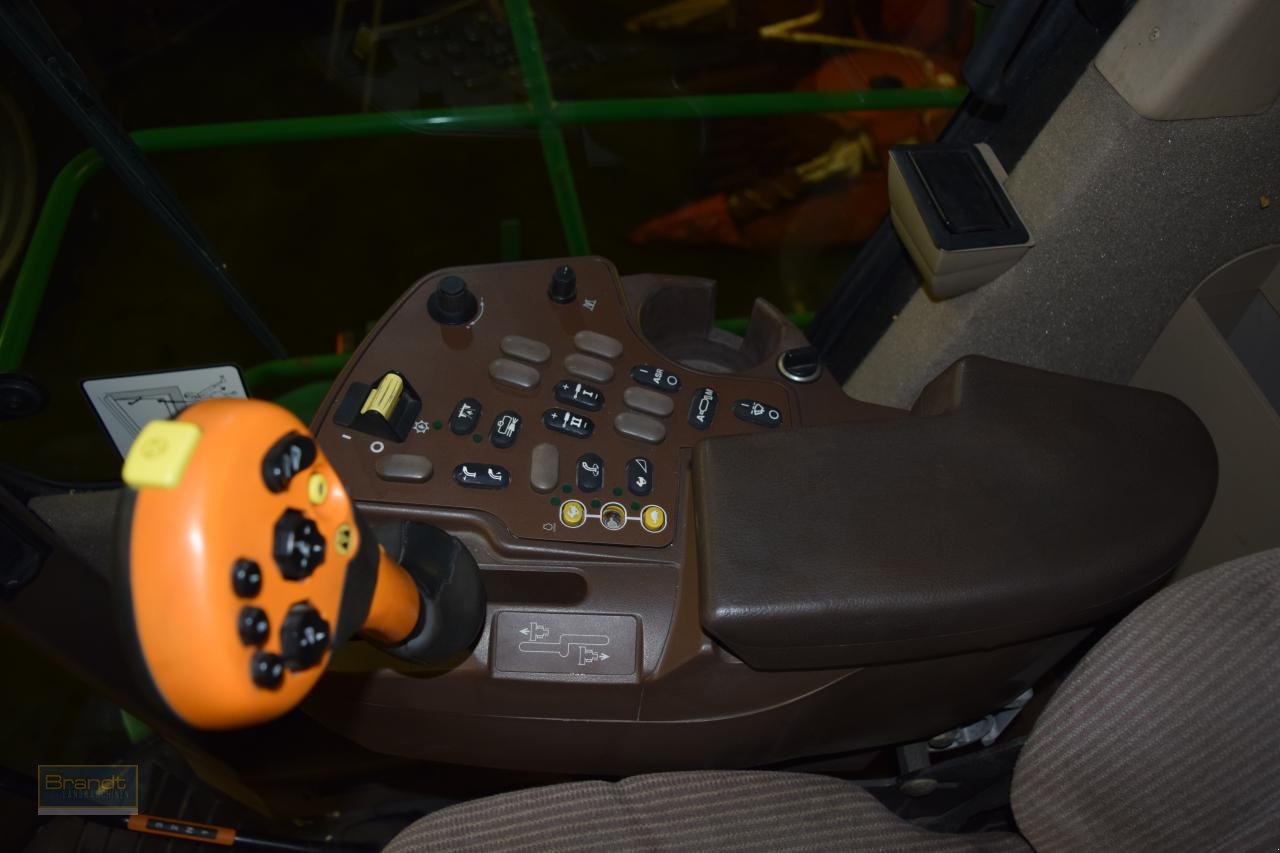 Feldhäcksler tip John Deere 7400, Gebrauchtmaschine in Oyten (Poză 11)