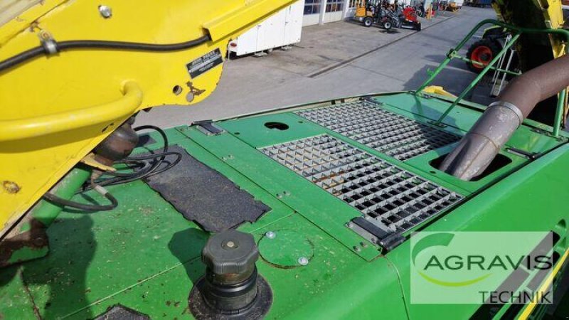 Feldhäcksler van het type John Deere 7400, Gebrauchtmaschine in Melle-Wellingholzhausen (Foto 13)