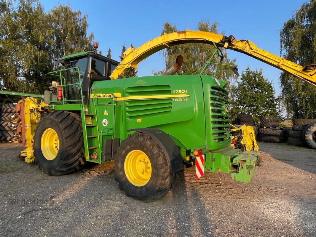 Feldhäcksler tip John Deere 7750, Gebrauchtmaschine in Soltau (Poză 3)