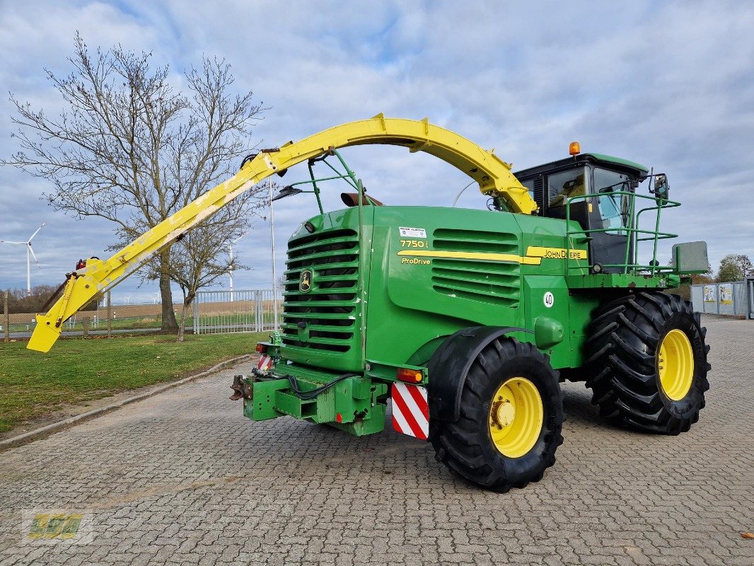 Feldhäcksler tip John Deere 7750i, Gebrauchtmaschine in Schenkenberg (Poză 4)