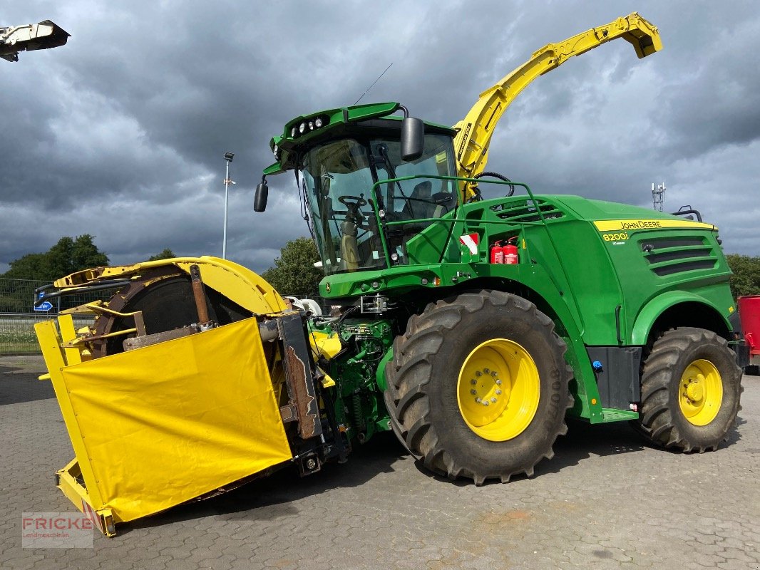 Feldhäcksler tip John Deere 8200 i Allrad, Gebrauchtmaschine in Bockel - Gyhum (Poză 1)