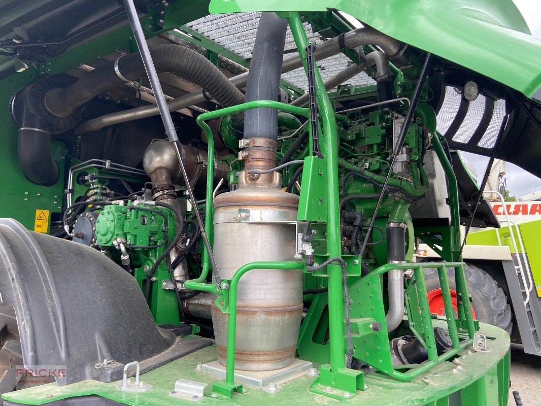 Feldhäcksler typu John Deere 8200 i Allrad, Gebrauchtmaschine v Bockel - Gyhum (Obrázek 23)