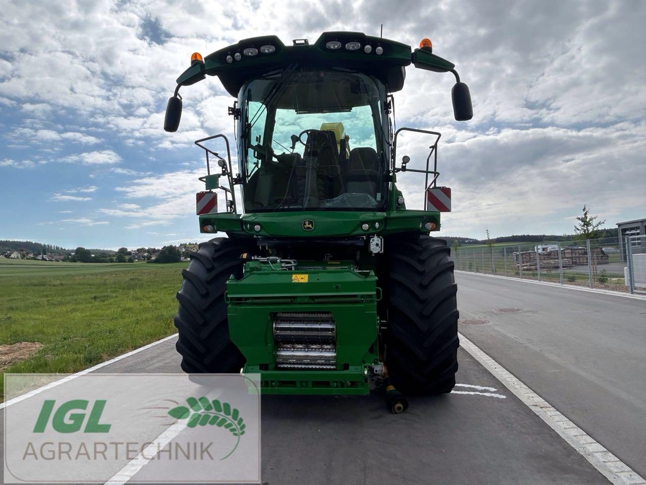 Feldhäcksler tip John Deere 8200 I, Gebrauchtmaschine in Nabburg (Poză 13)