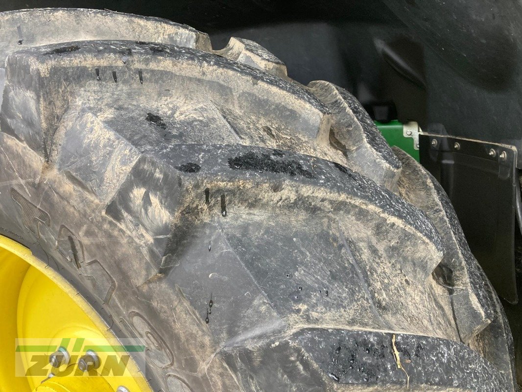 Feldhäcksler typu John Deere 8300 MY18, Gebrauchtmaschine v Holzgünz - Schwaighausen (Obrázek 19)