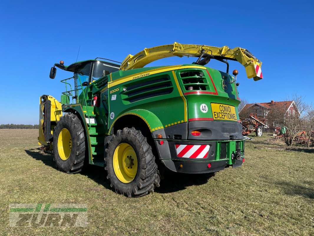 Feldhäcksler tip John Deere 8300, Gebrauchtmaschine in Emskirchen (Poză 3)