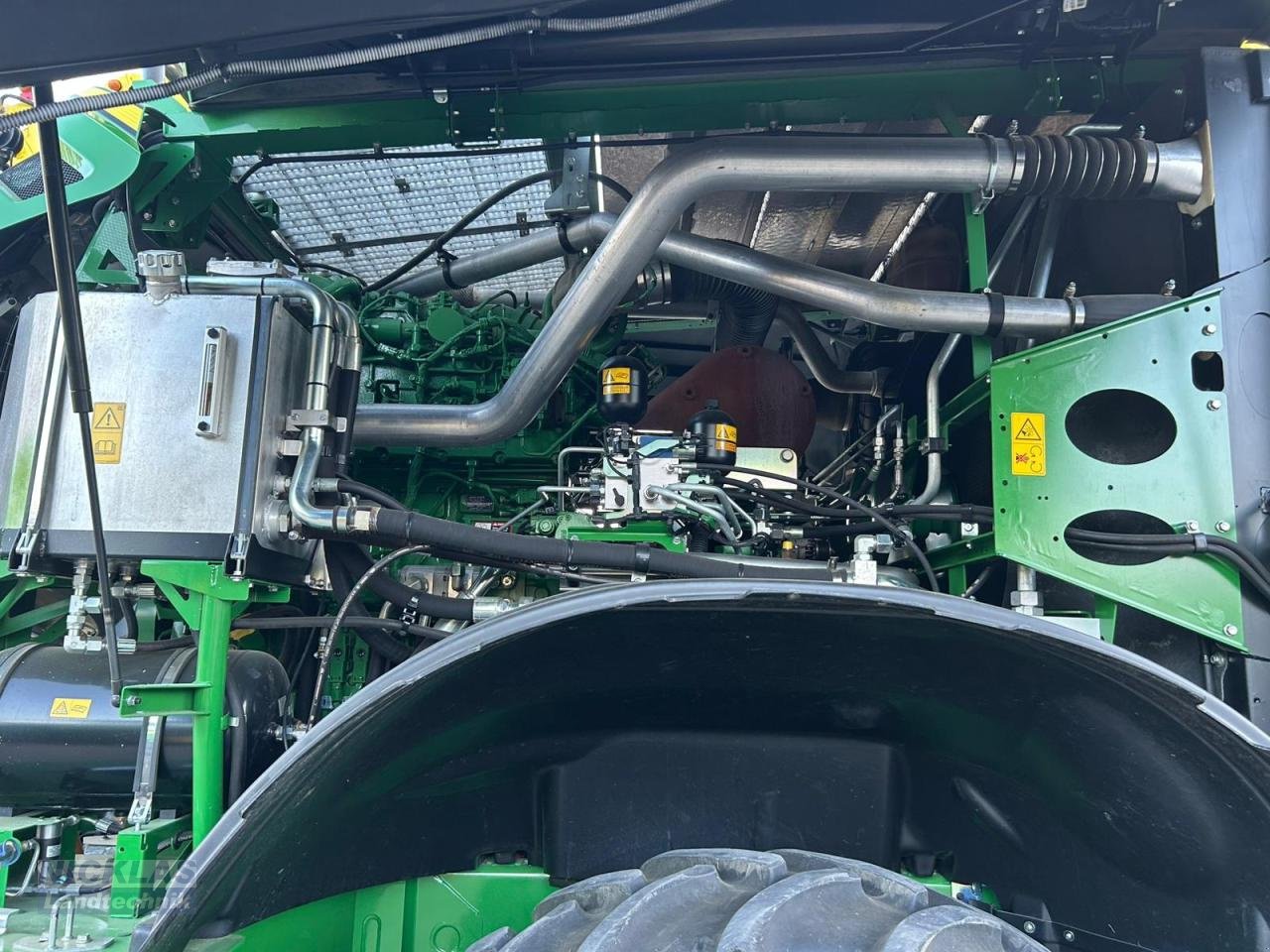 Feldhäcksler typu John Deere 8300, Gebrauchtmaschine v Schirradorf (Obrázek 12)