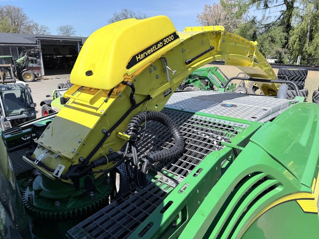 Feldhäcksler typu John Deere 8300, Gebrauchtmaschine w Soltau (Zdjęcie 8)