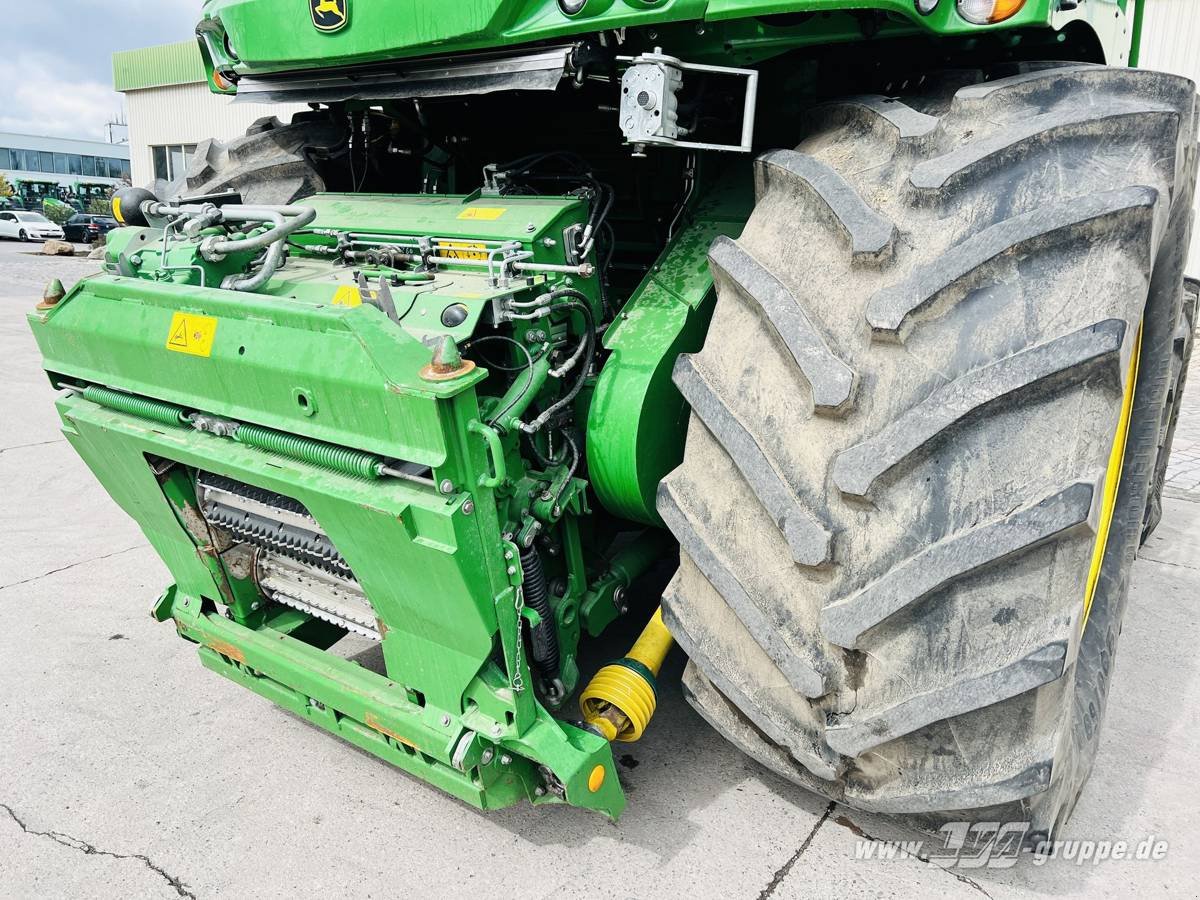 Feldhäcksler van het type John Deere 8300, Gebrauchtmaschine in Sülzetal OT Altenweddingen (Foto 17)