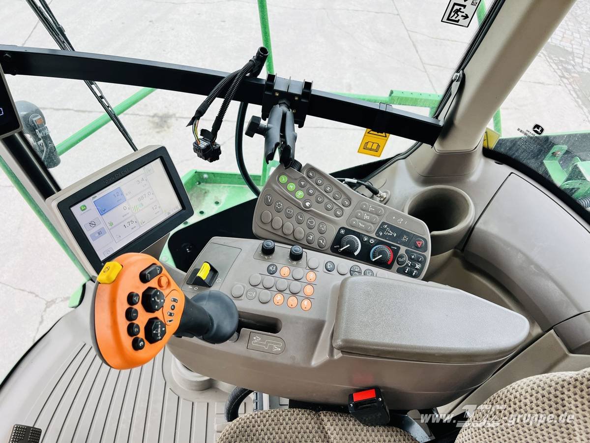 Feldhäcksler van het type John Deere 8300, Gebrauchtmaschine in Sülzetal OT Altenweddingen (Foto 11)