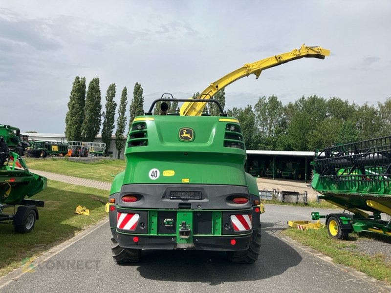 Feldhäcksler tip John Deere 8300i mit Kemper 360+ und PickUp, Gebrauchtmaschine in Jahnatal (Poză 5)
