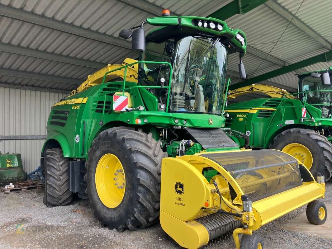 Feldhäcksler del tipo John Deere 8300i mit Kemper 360pro und John Deere 639 PickUp, Gebrauchtmaschine In Jahnatal (Immagine 2)