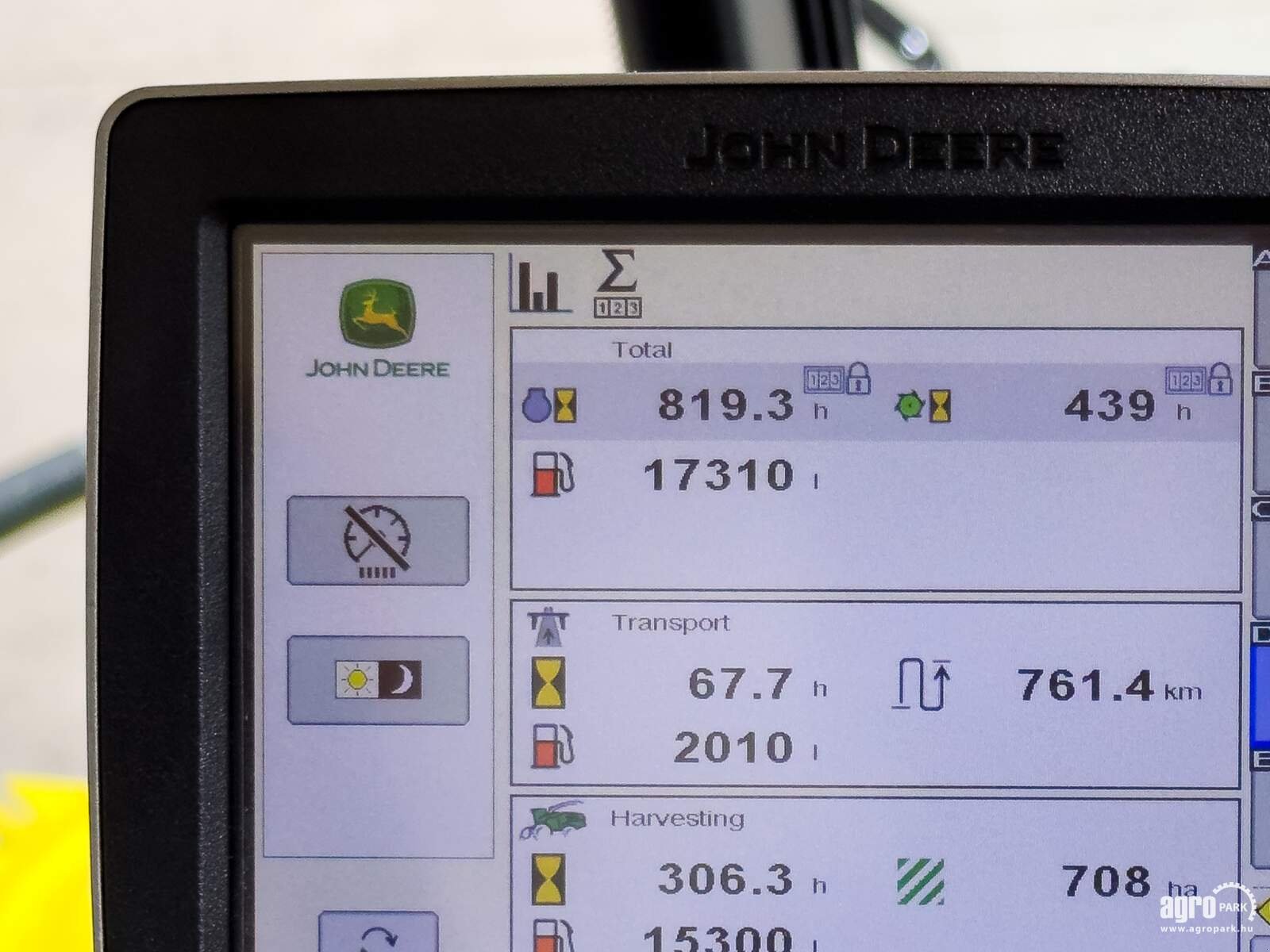 Feldhäcksler tip John Deere 8400 4WD, Gebrauchtmaschine in Csengele (Poză 10)