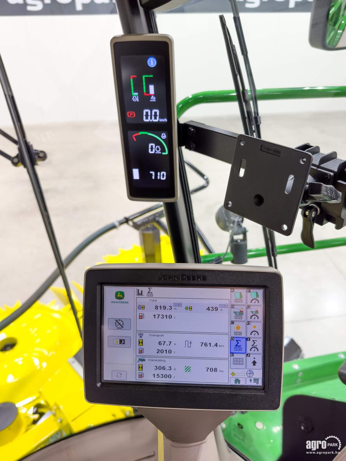 Feldhäcksler tip John Deere 8400 4WD, Gebrauchtmaschine in Csengele (Poză 18)