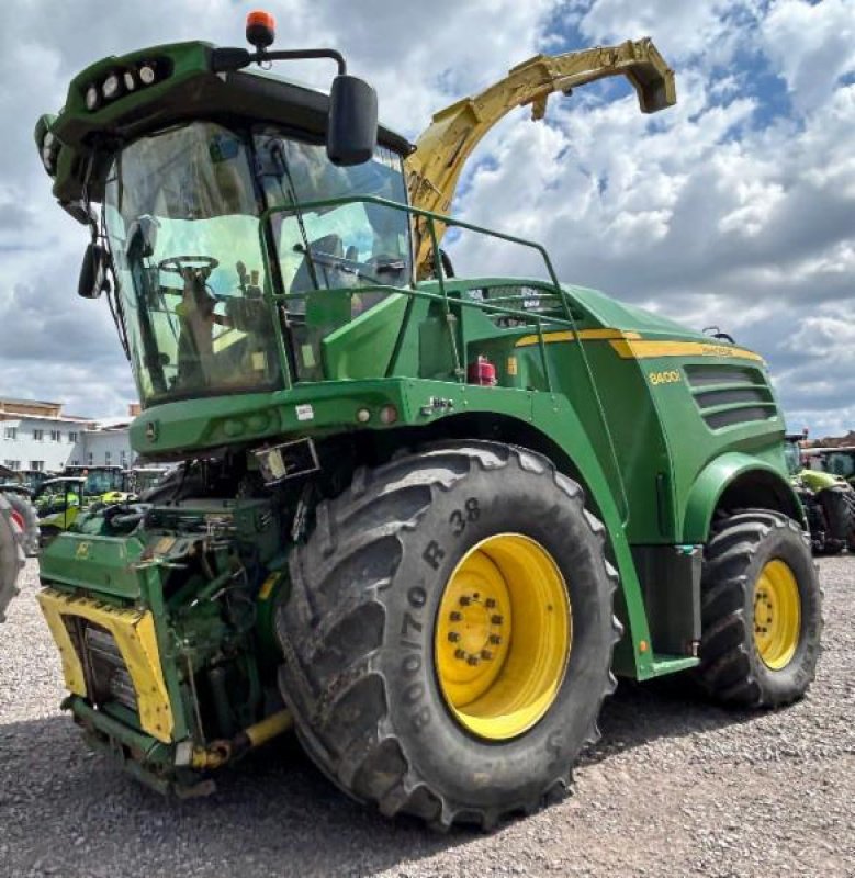 Feldhäcksler del tipo John Deere 8400 i, Gebrauchtmaschine In Landsberg (Immagine 1)