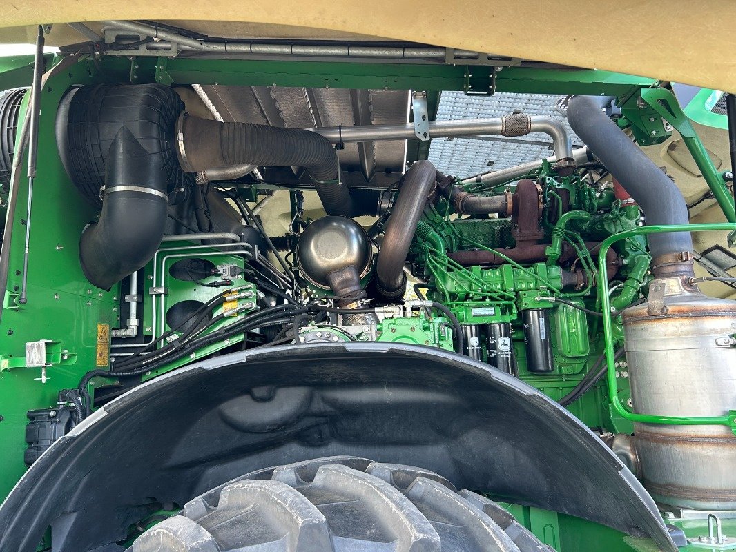 Feldhäcksler typu John Deere 8400 mit Kemper 475 Plus, Gebrauchtmaschine v Sittensen (Obrázek 14)