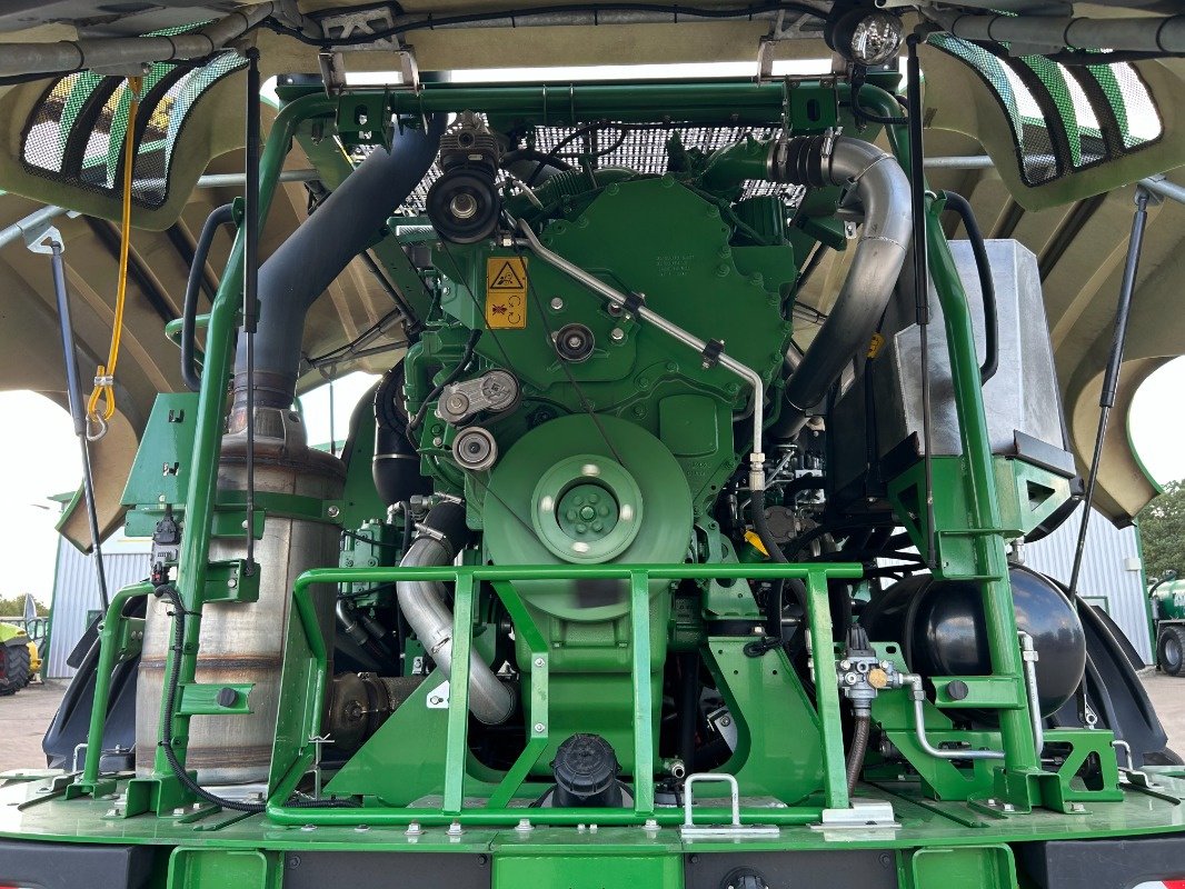 Feldhäcksler typu John Deere 8400 mit Kemper 475 Plus, Gebrauchtmaschine v Sittensen (Obrázek 15)