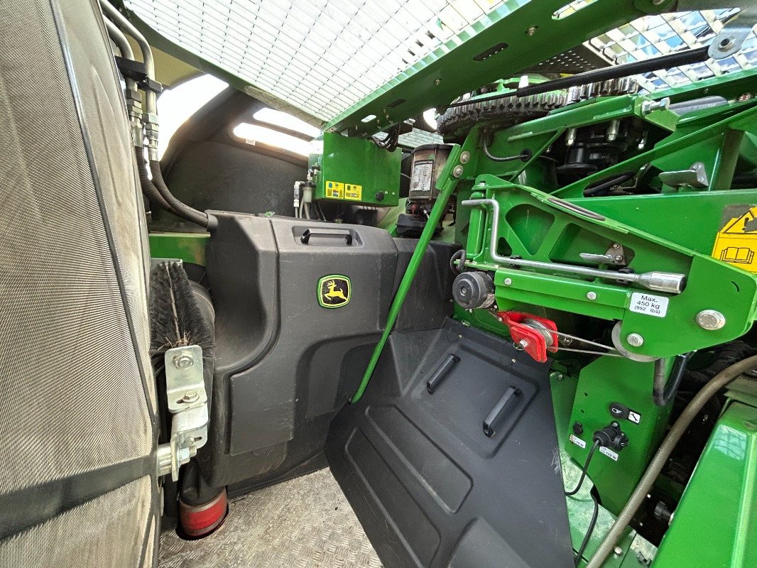 Feldhäcksler typu John Deere 8400 mit Kemper 475 Plus, Gebrauchtmaschine v Sittensen (Obrázek 18)
