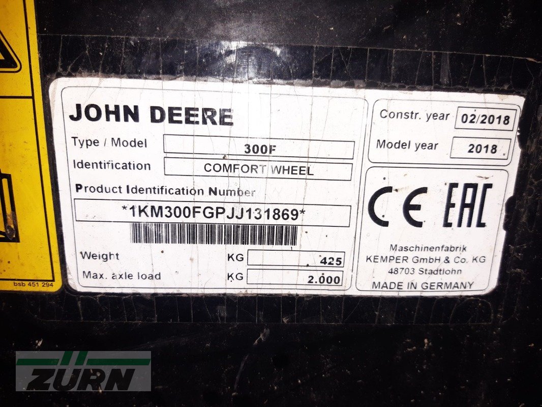 Feldhäcksler des Typs John Deere 8400, Gebrauchtmaschine in Emskirchen (Bild 27)