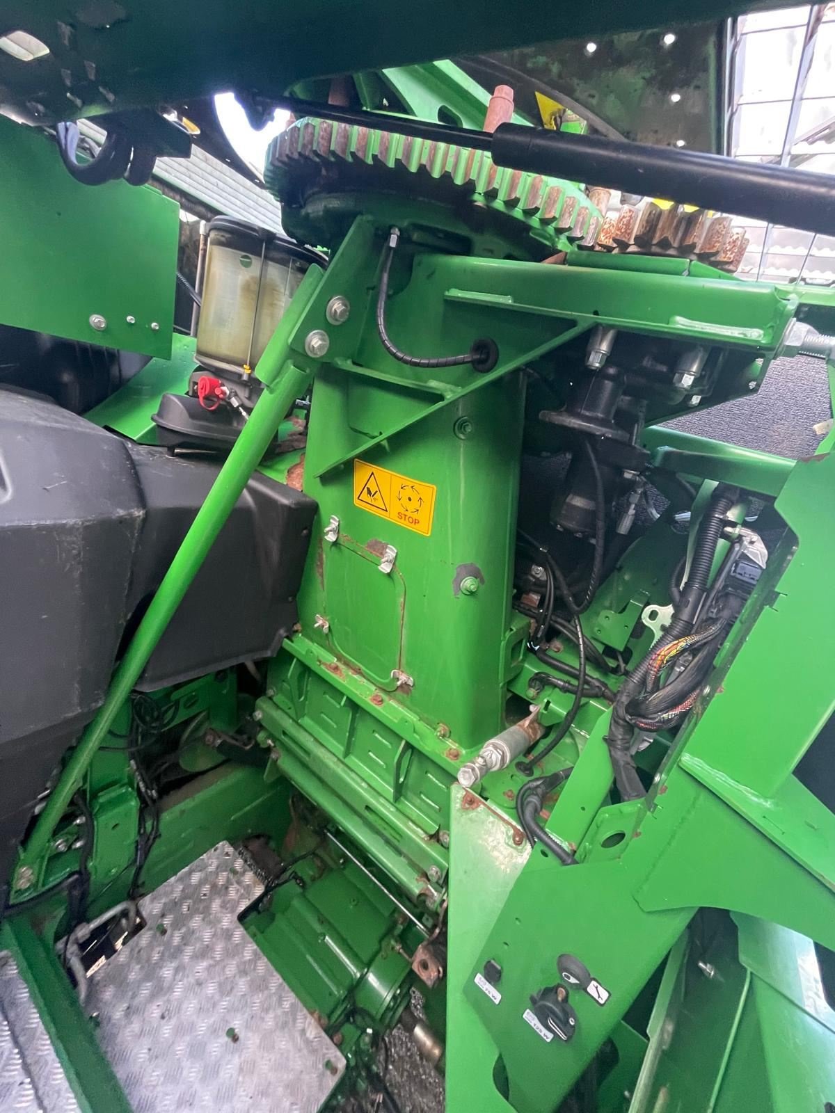 Feldhäcksler des Typs John Deere 8400, Gebrauchtmaschine in BOSC LE HARD (Bild 11)