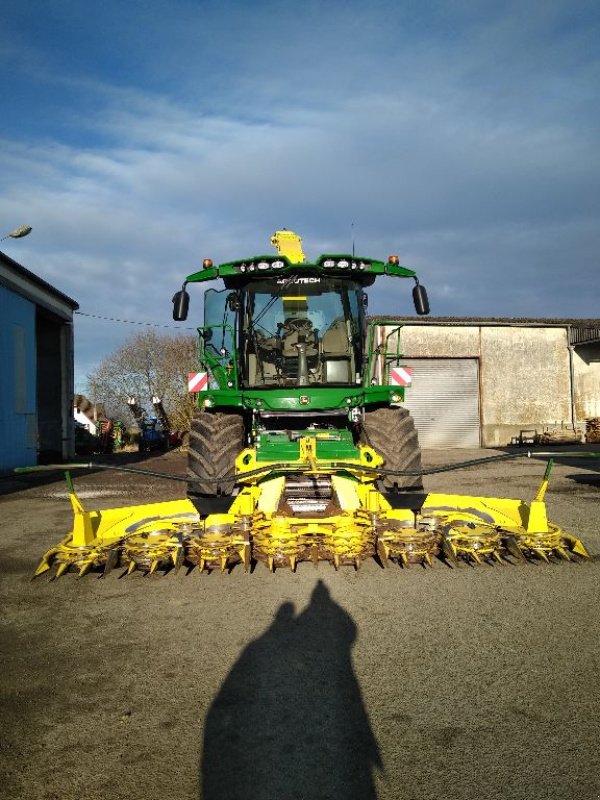 Feldhäcksler des Typs John Deere 8400, Gebrauchtmaschine in BOSC LE HARD (Bild 3)