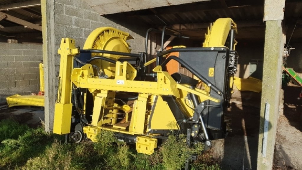 Feldhäcksler tip John Deere 8400, Gebrauchtmaschine in DOMFRONT (Poză 8)