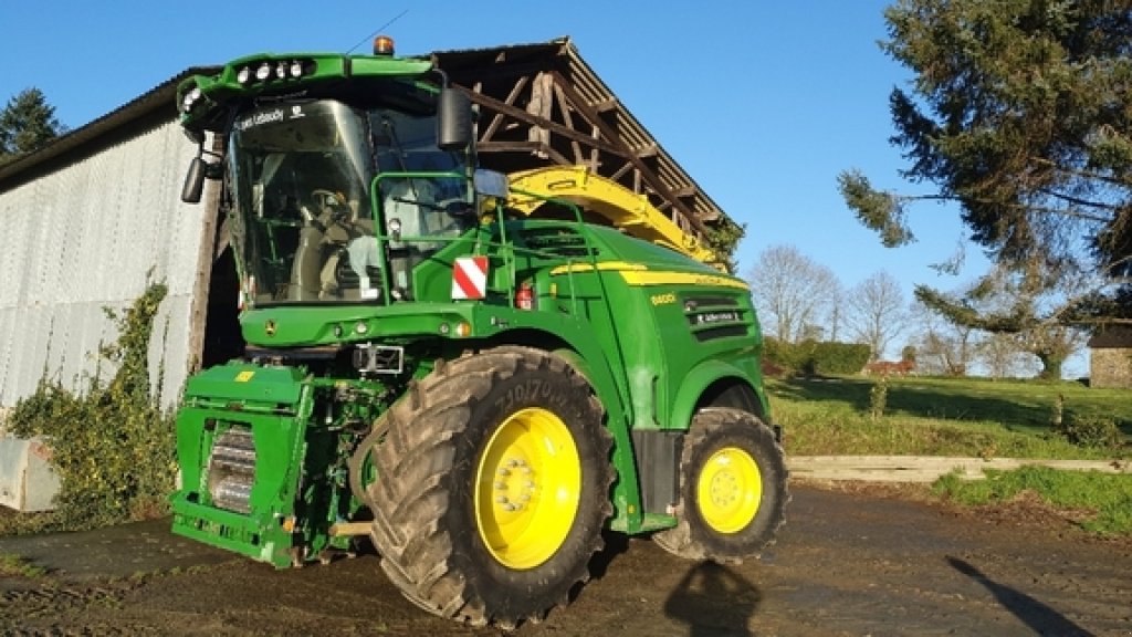 Feldhäcksler tip John Deere 8400, Gebrauchtmaschine in DOMFRONT (Poză 4)