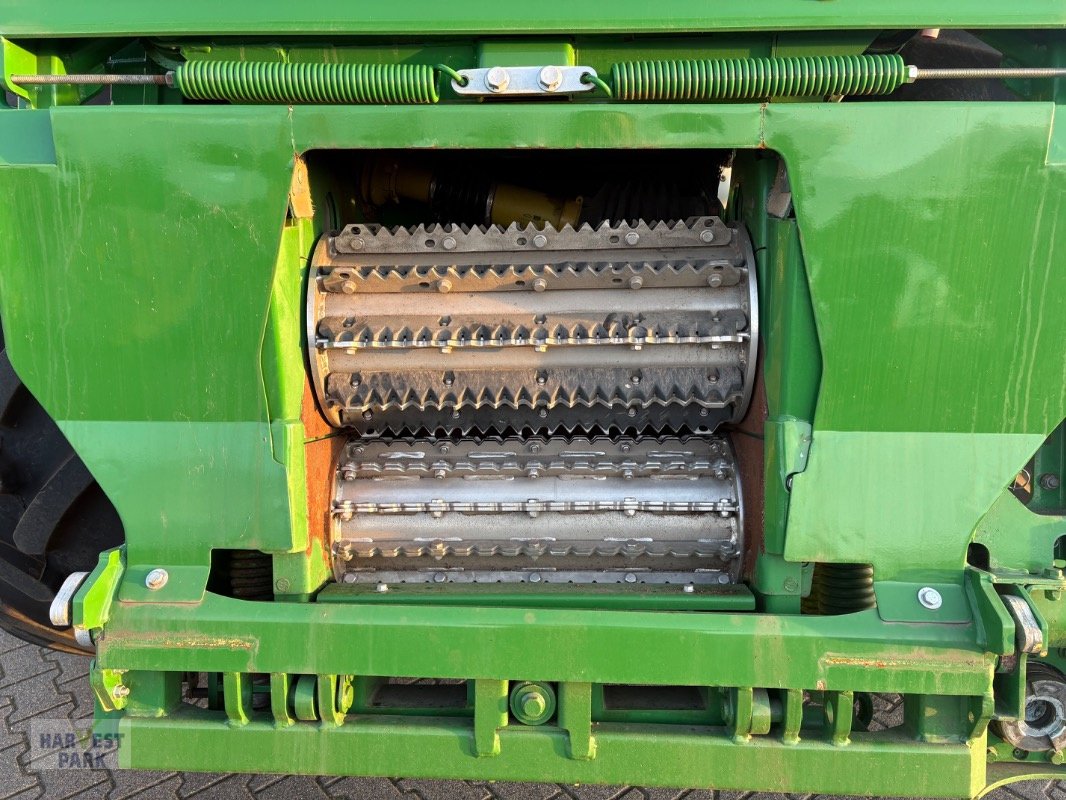 Feldhäcksler des Typs John Deere 8400i *440 Trommelstunden*, Gebrauchtmaschine in Emsbüren (Bild 4)