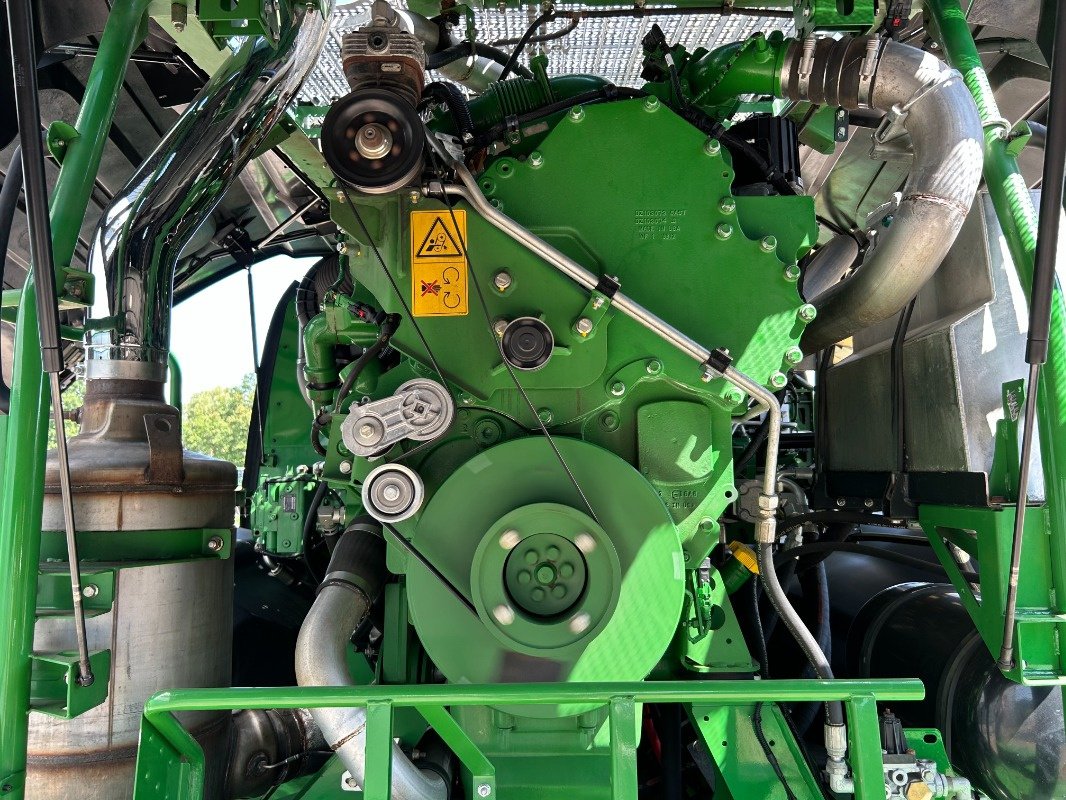 Feldhäcksler tip John Deere 8400i PREMIUM USED, Gebrauchtmaschine in Sittensen (Poză 23)