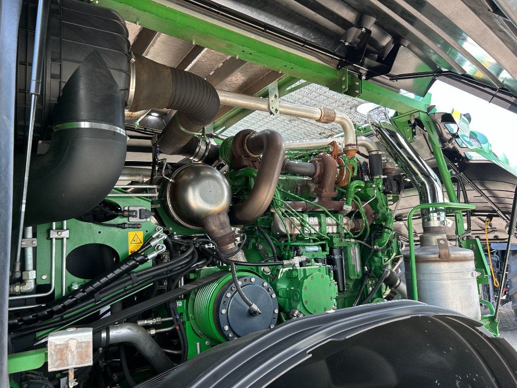 Feldhäcksler типа John Deere 8400i PREMIUM USED, Gebrauchtmaschine в Sittensen (Фотография 21)