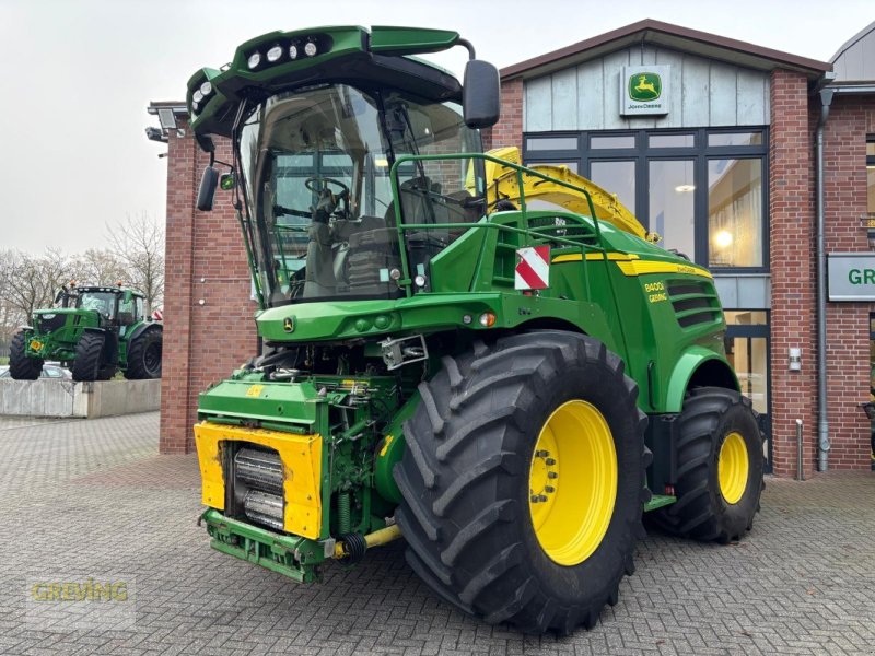 Feldhäcksler des Typs John Deere 8400i ProDrive 40 km/h, Gebrauchtmaschine in Ahaus (Bild 1)