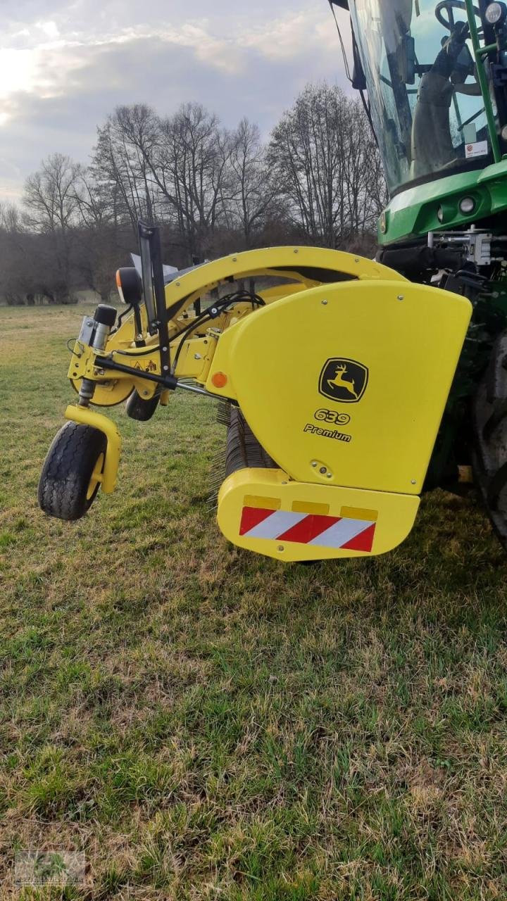 Feldhäcksler des Typs John Deere 8400i ProDrive, Gebrauchtmaschine in Hofheim (Bild 10)