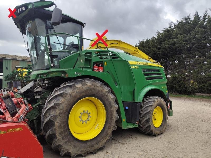 Feldhäcksler типа John Deere 8400i, Gebrauchtmaschine в SAINT GENEST D'AMBIERE (Фотография 1)