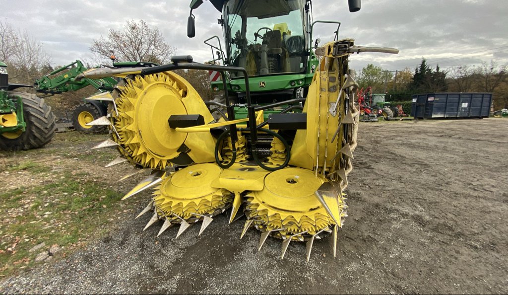 Feldhäcksler des Typs John Deere 8400i, Gebrauchtmaschine in GUERET (Bild 10)