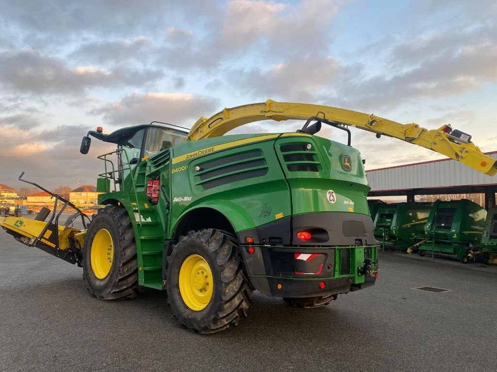 Feldhäcksler vrste John Deere 8400i, Gebrauchtmaschine v GUERET (Slika 5)