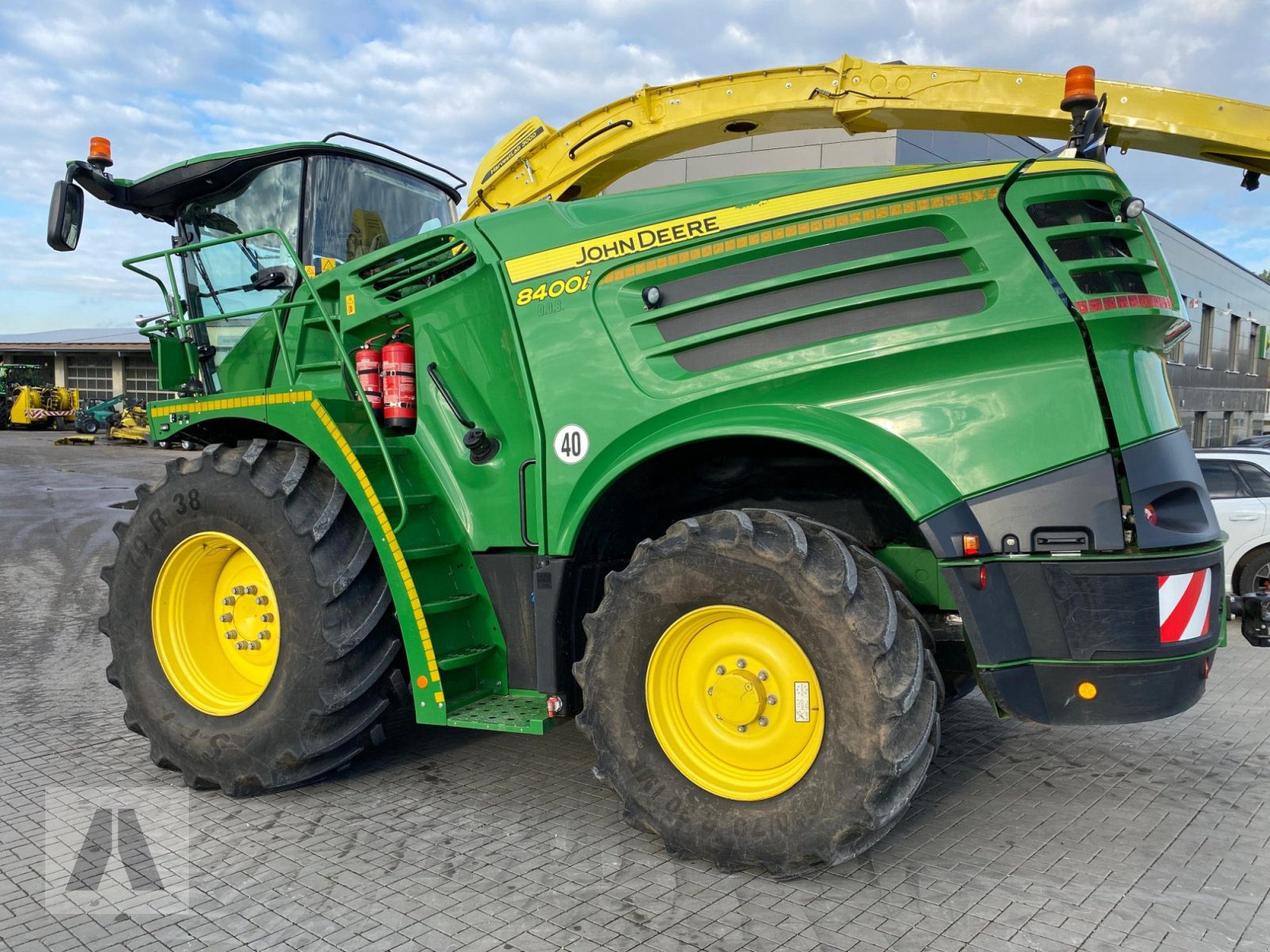 Feldhäcksler tip John Deere 8400i, Gebrauchtmaschine in Lauterhofen (Poză 4)