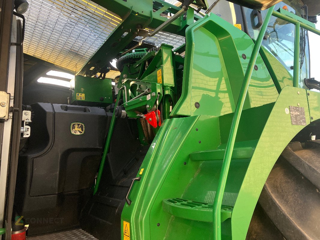 Feldhäcksler типа John Deere 8400i, Gebrauchtmaschine в Sonnewalde (Фотография 11)