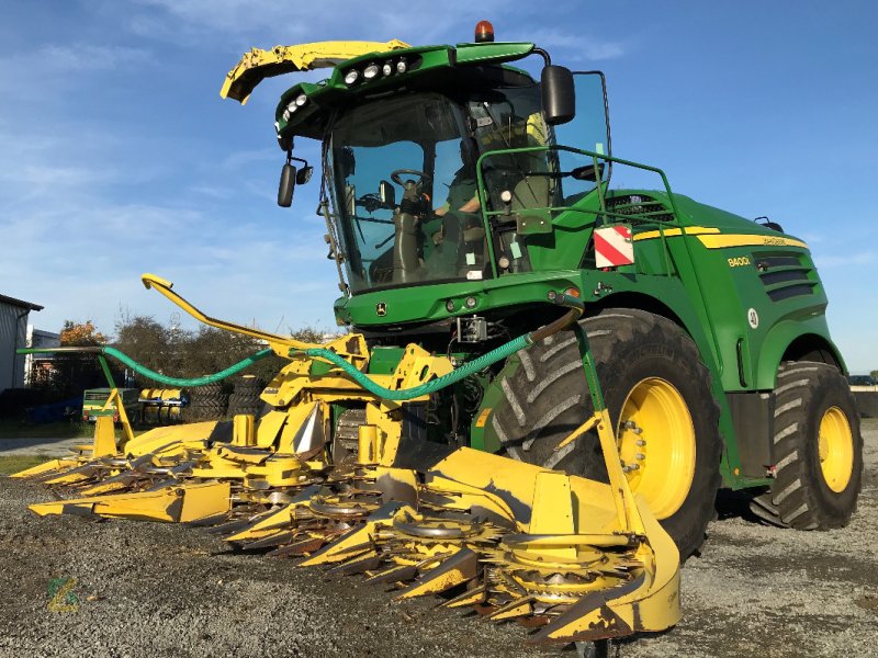 Feldhäcksler типа John Deere 8400i, Gebrauchtmaschine в Sonnewalde (Фотография 1)