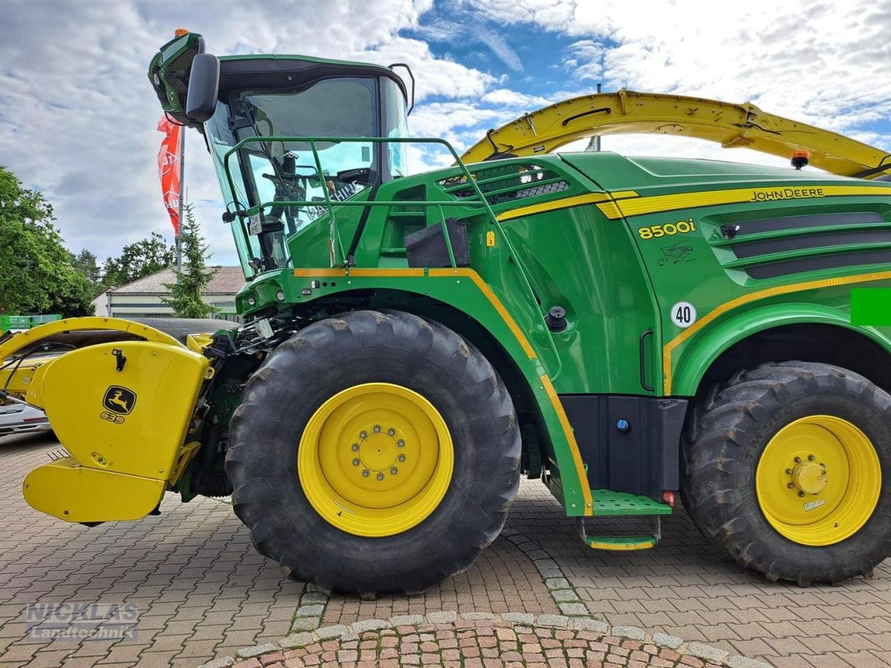 Feldhäcksler tip John Deere 8500i, Gebrauchtmaschine in Schirradorf (Poză 4)