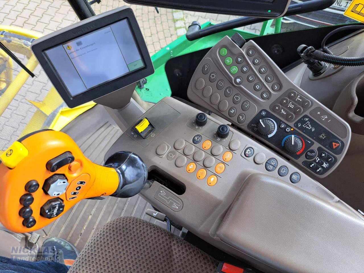 Feldhäcksler tip John Deere 8500i, Gebrauchtmaschine in Schirradorf (Poză 8)