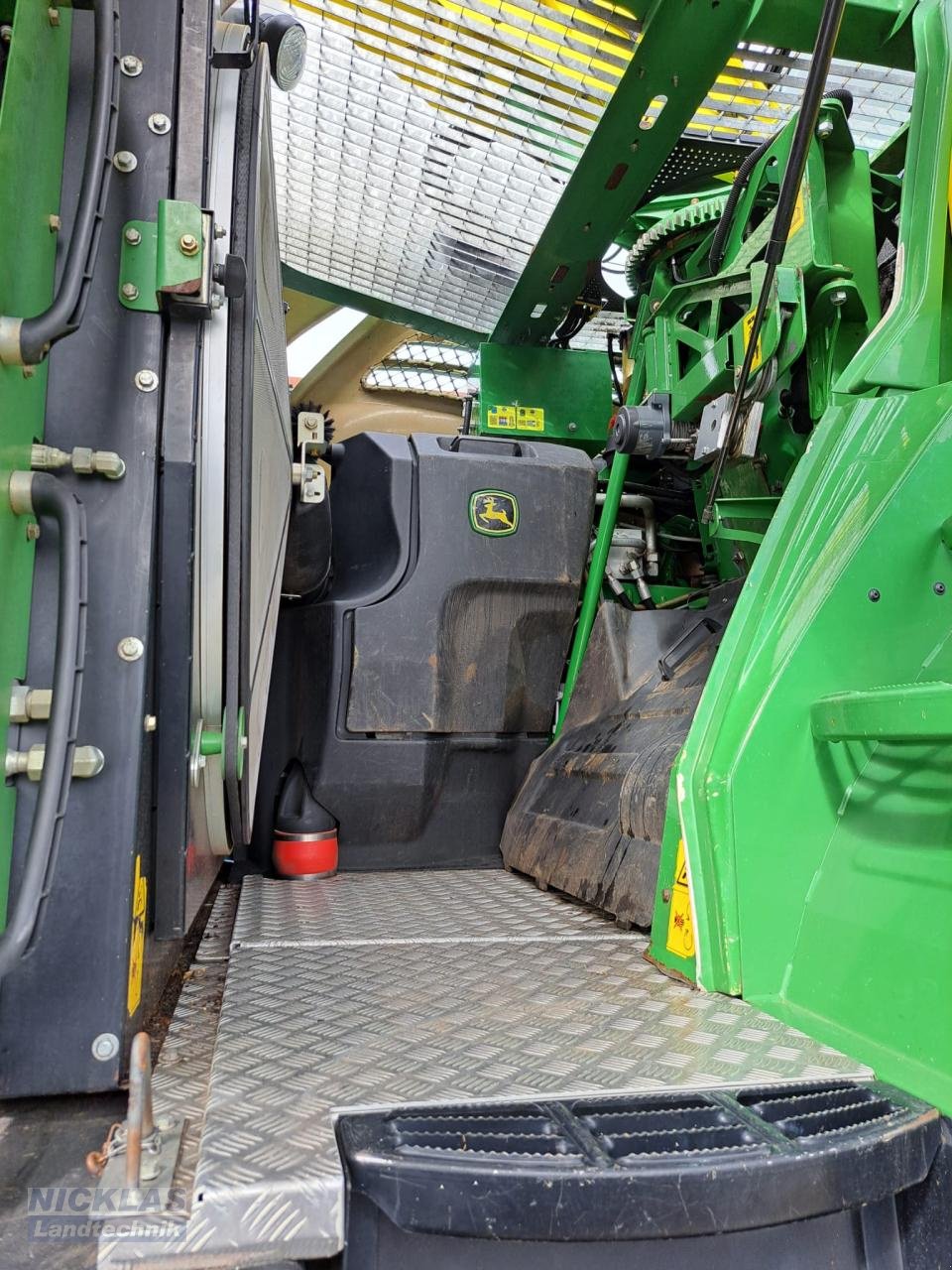 Feldhäcksler tip John Deere 8500i, Gebrauchtmaschine in Schirradorf (Poză 12)