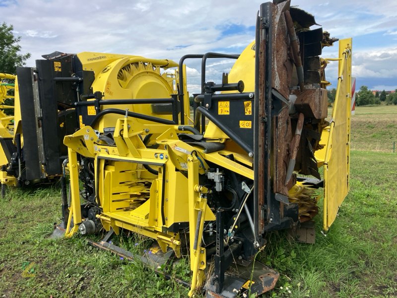 Feldhäcksler typu John Deere 8600 mit Kemper 460 StalkBuster und 639 PickUp, Gebrauchtmaschine v Jahnatal (Obrázek 14)