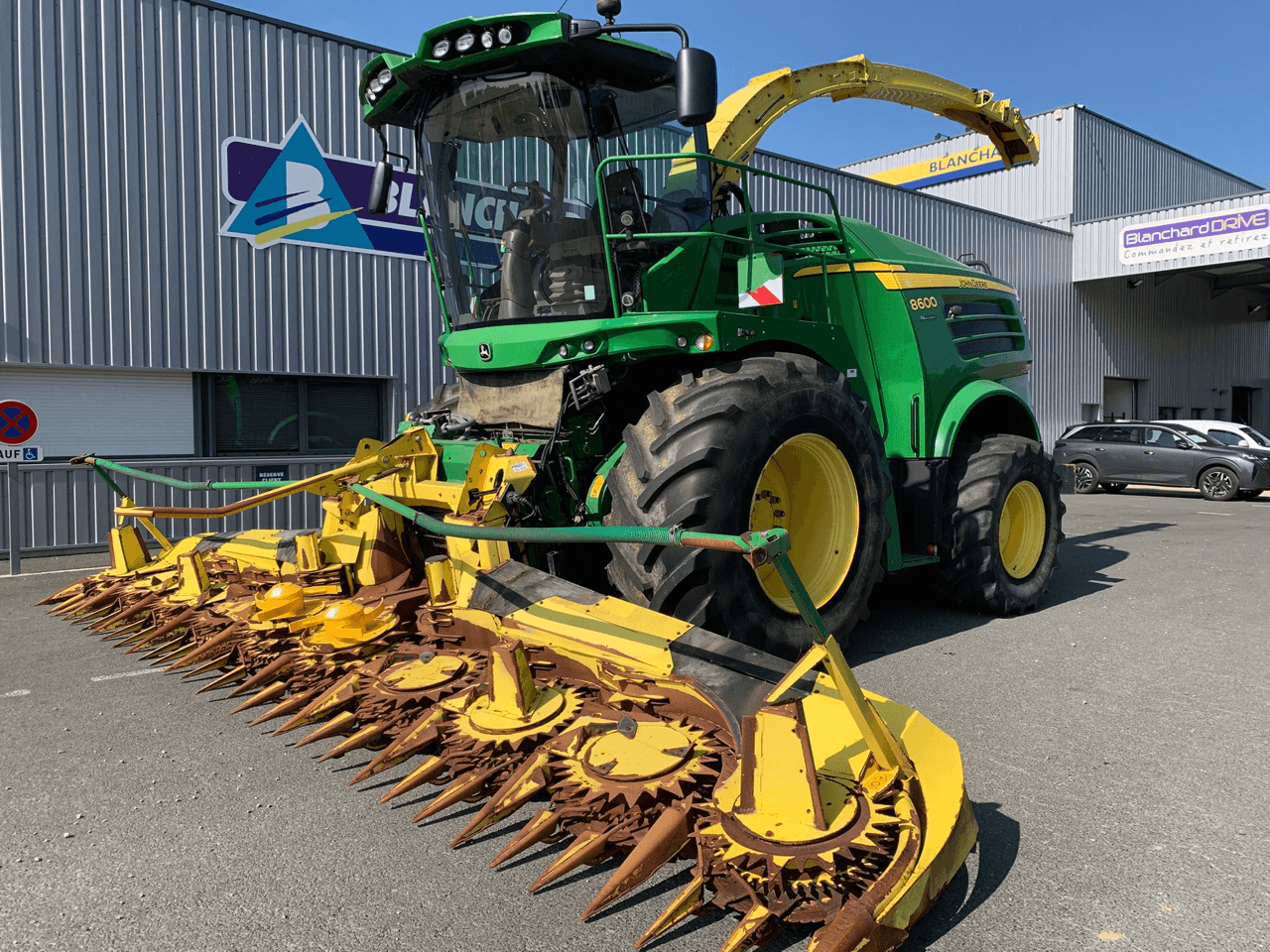 Feldhäcksler del tipo John Deere 8600, Gebrauchtmaschine en TREMEUR (Imagen 11)