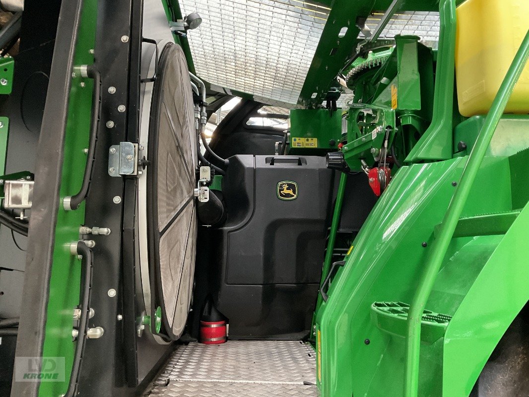 Feldhäcksler des Typs John Deere 8600, Gebrauchtmaschine in Spelle (Bild 23)