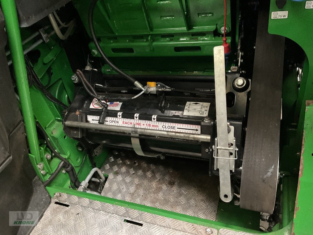 Feldhäcksler des Typs John Deere 8600, Gebrauchtmaschine in Spelle (Bild 24)