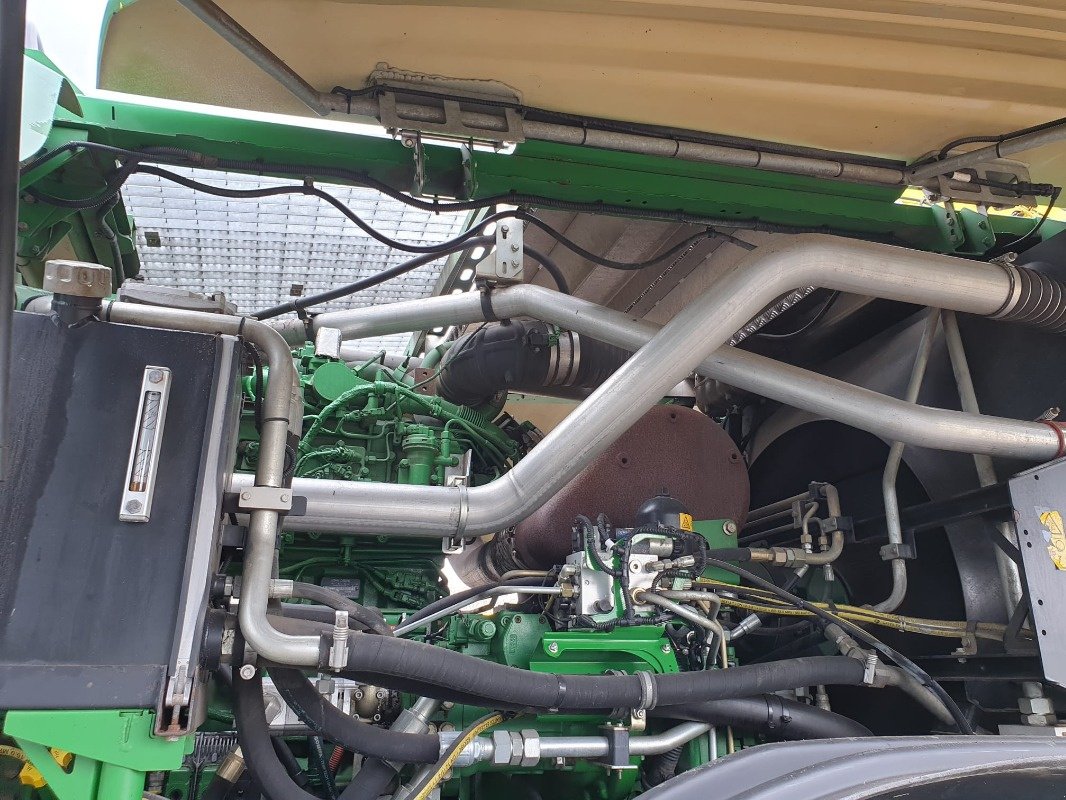 Feldhäcksler des Typs John Deere 8600, Gebrauchtmaschine in Sittensen (Bild 9)