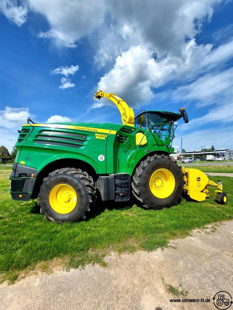 Feldhäcksler des Typs John Deere 8600i, Neumaschine in Aspach (Bild 7)