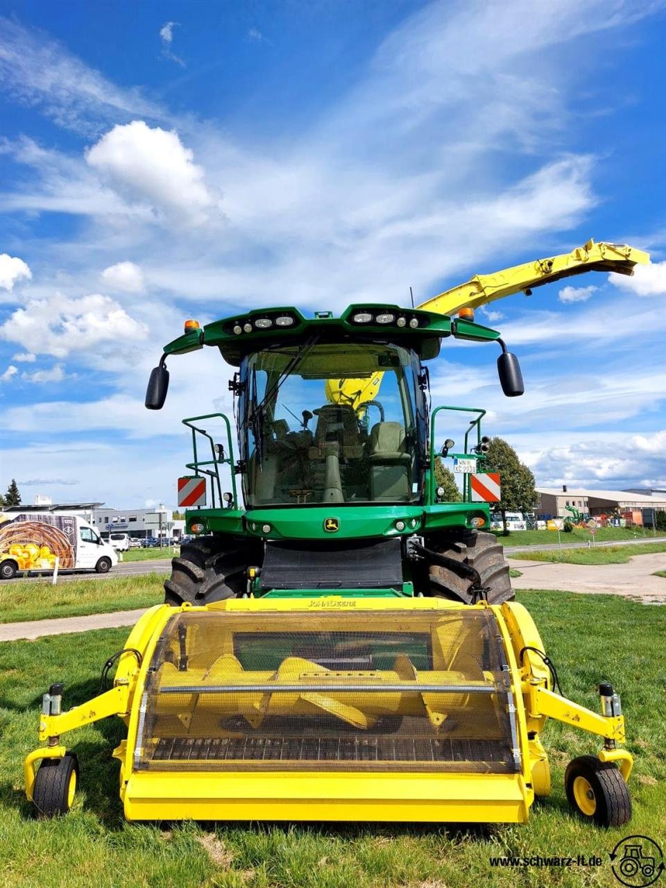 Feldhäcksler des Typs John Deere 8600i, Neumaschine in Aspach (Bild 11)