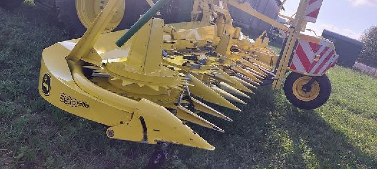 Feldhäcksler des Typs John Deere 8600i, Gebrauchtmaschine in Hamburg (Bild 7)